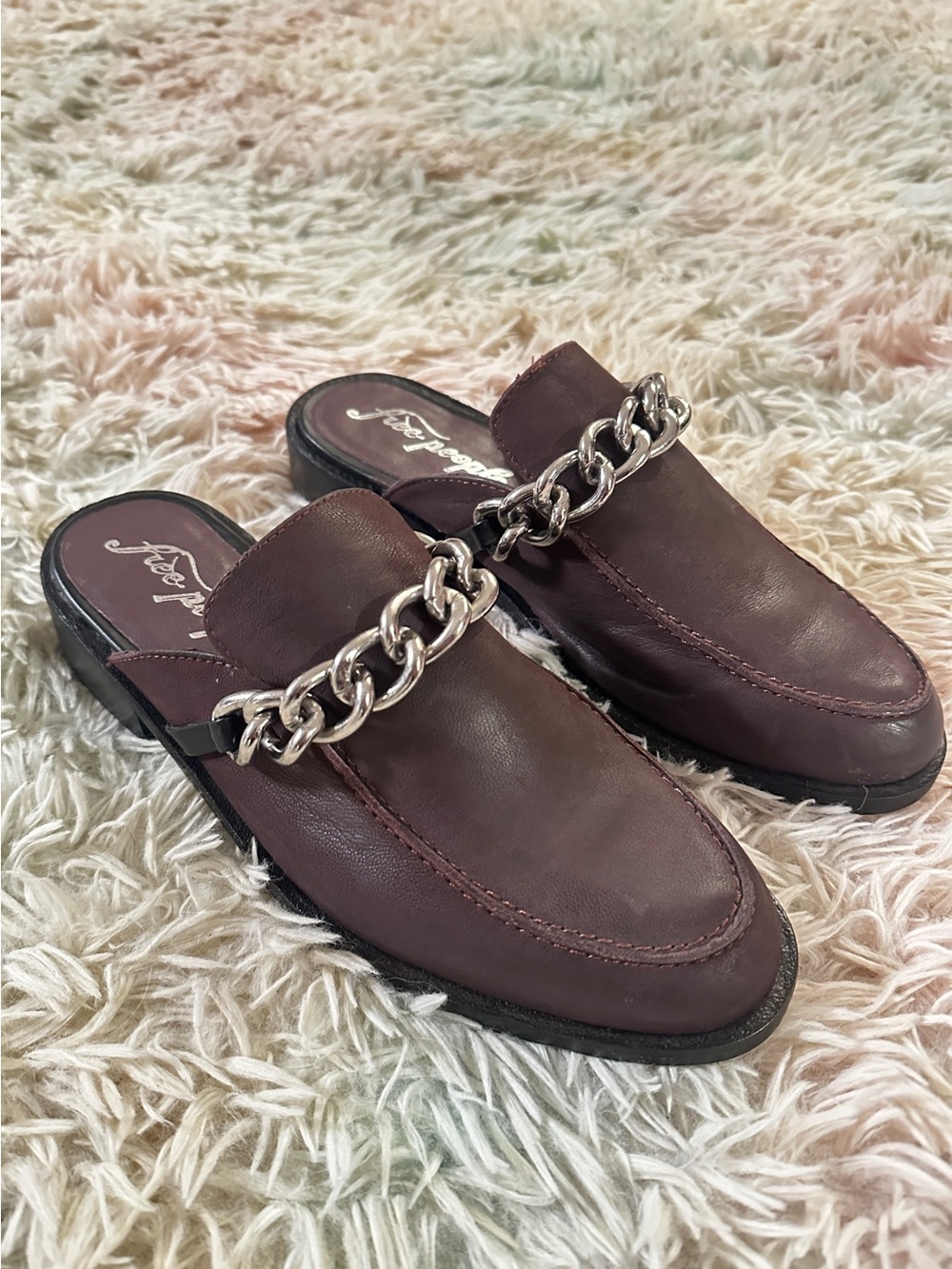 New Free People Vida Mule in Fig/Purple Size 37.5